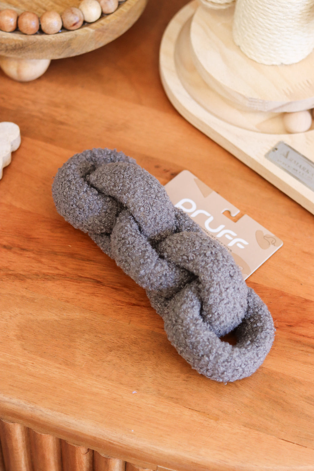 Boucle Many Links Plush Toy
