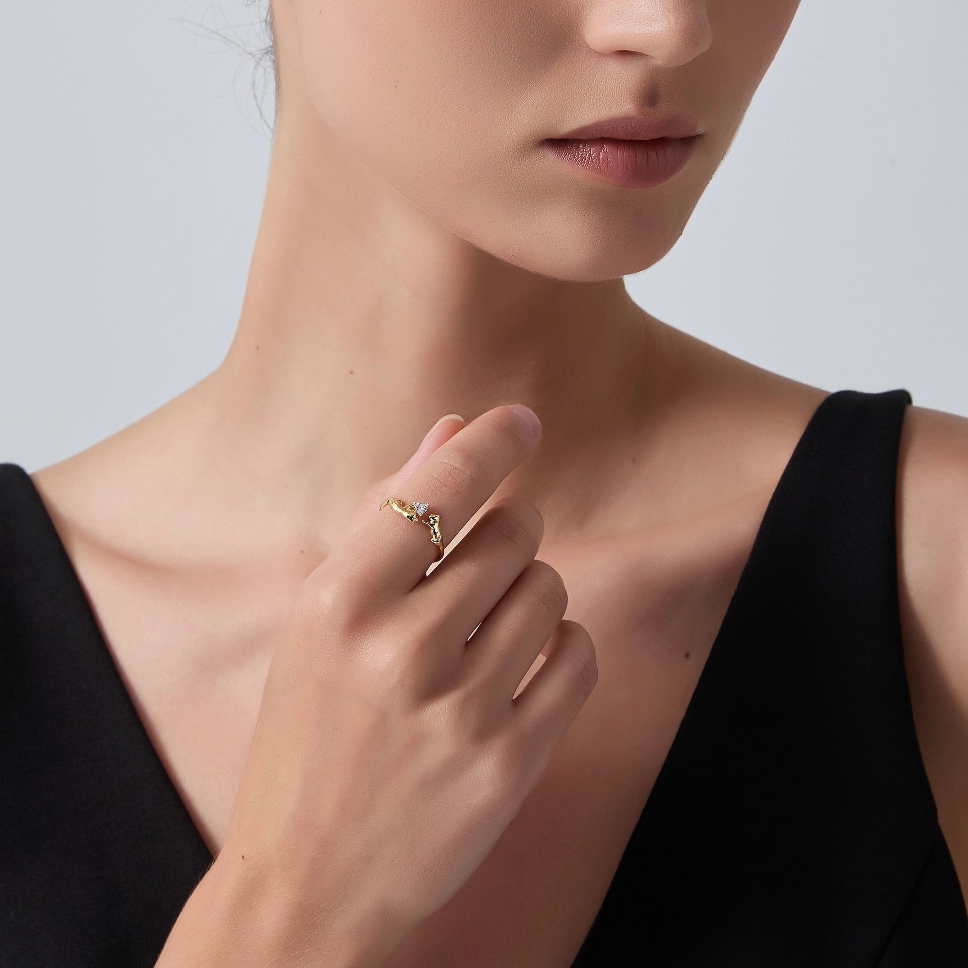 Dainty Cat Heart Ring
